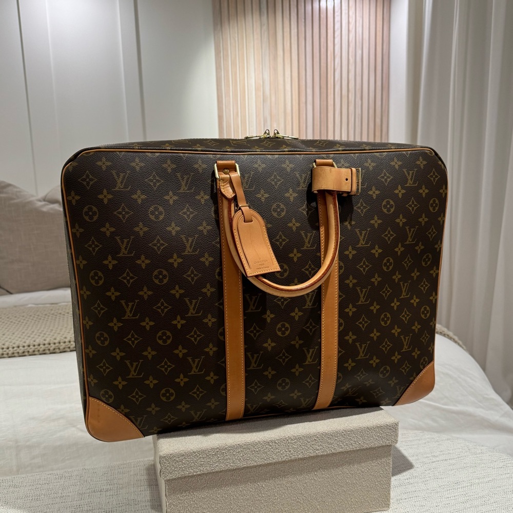 Louis Vuitton Porte Documents Voyage leather handbag - Picture 2 of 12